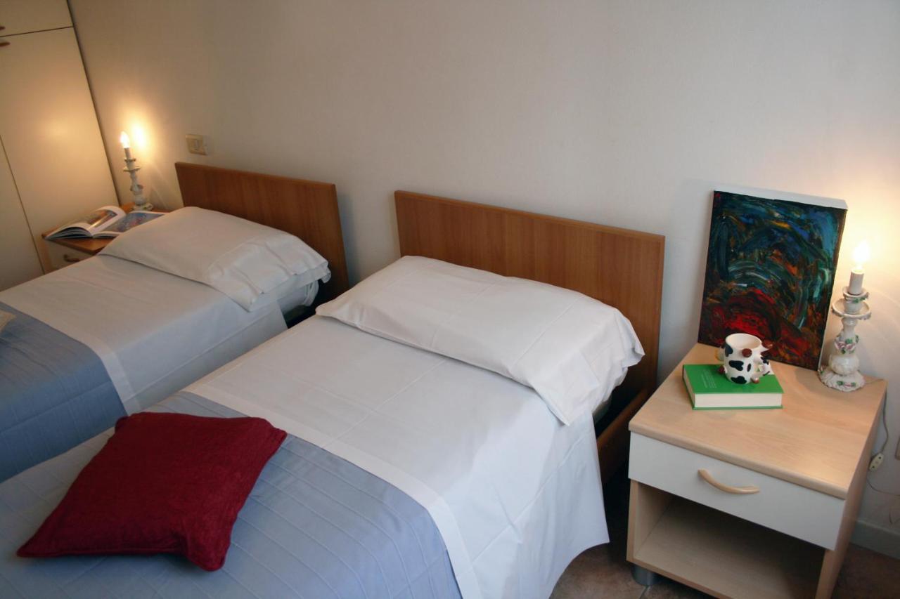 Apartmán Residenza Manuela Riccione Exteriér fotografie
