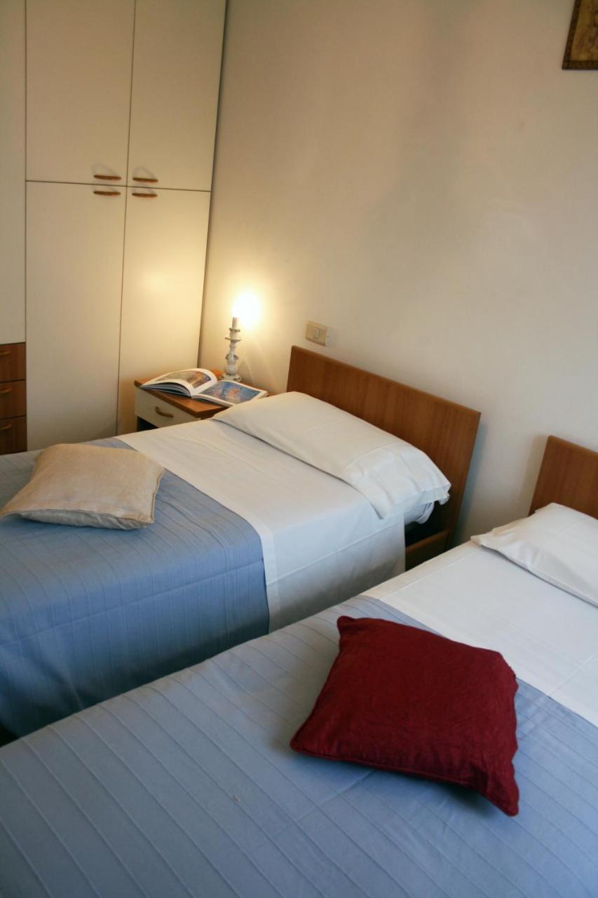 Apartmán Residenza Manuela Riccione Exteriér fotografie